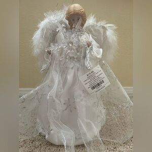 NWT Hobby Lobby 2018 / 2017 12” Angel Christmas Tree topper